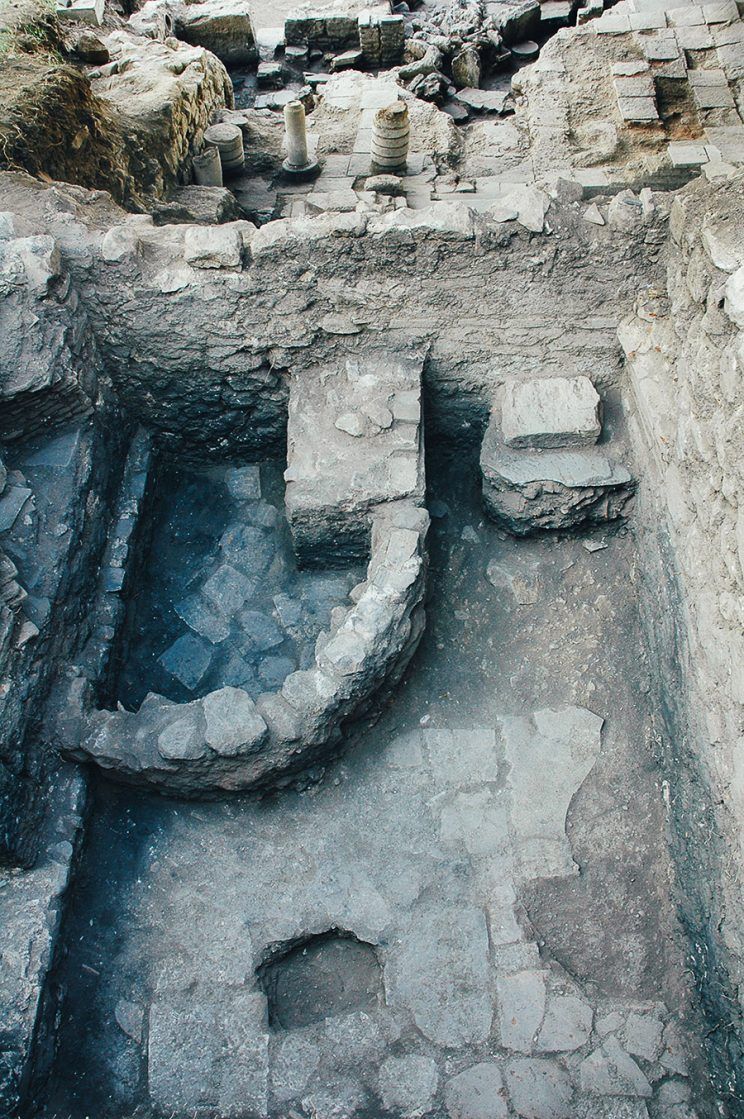 MS 6. Yüzyılda Ekmek Fırını Olarak Kullanılmış Praefurnium (Cehennemlik)